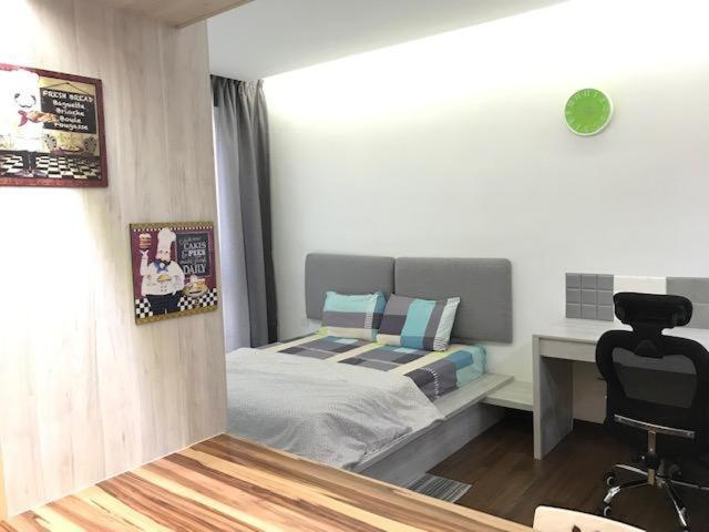 Silk Sky Residence Seri Kembangan Exteriör bild